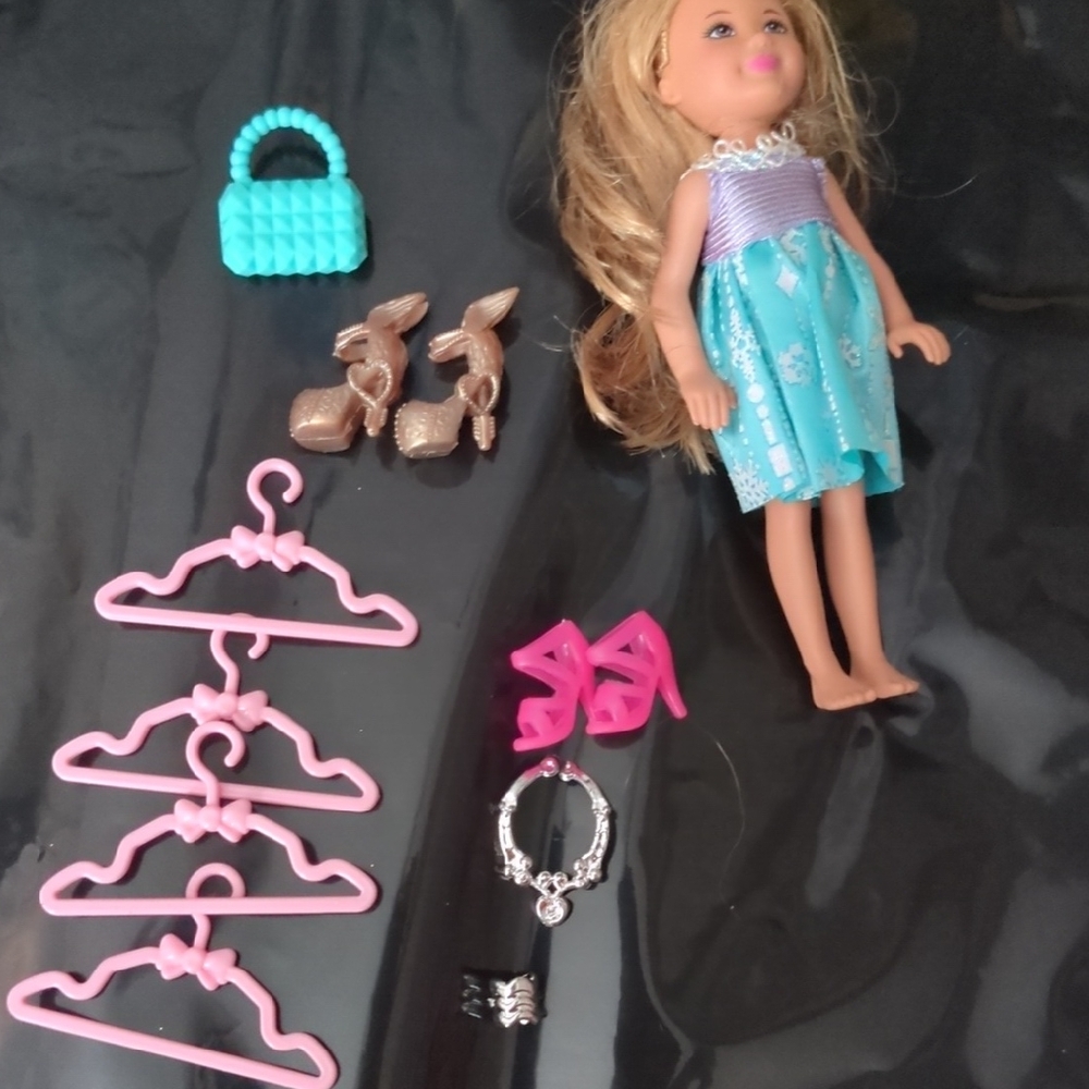 Barbie Necklace/ Purse/ Bracelet/Hanger/ Ect...